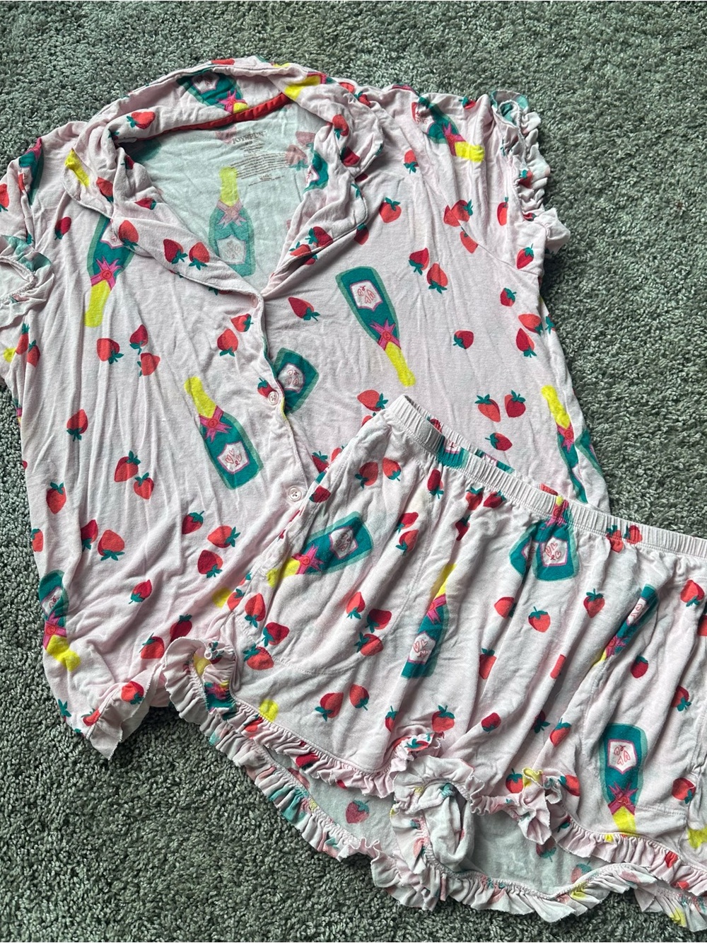 Women's Pink Strawberry Print Short Pajama Set